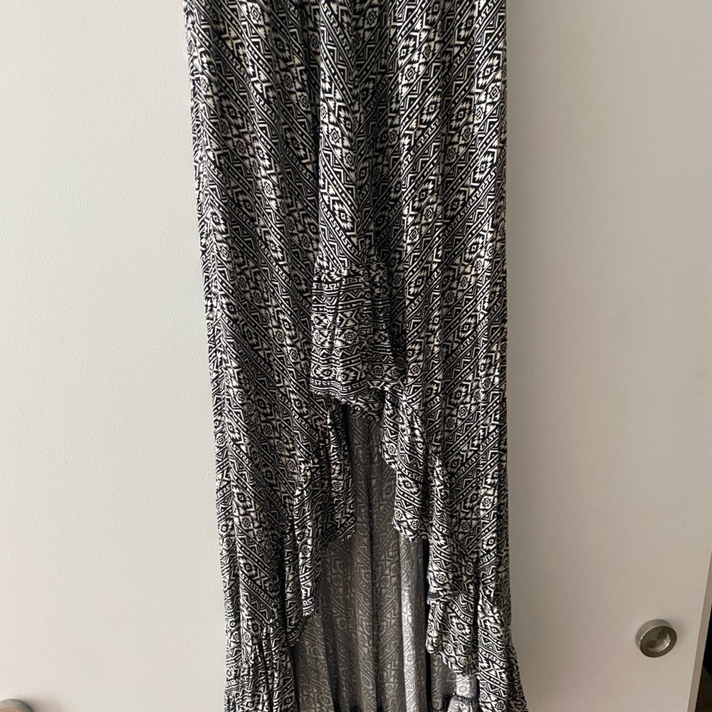 Express Ruffle High Low Maxi Dress - Picture 6 of 6